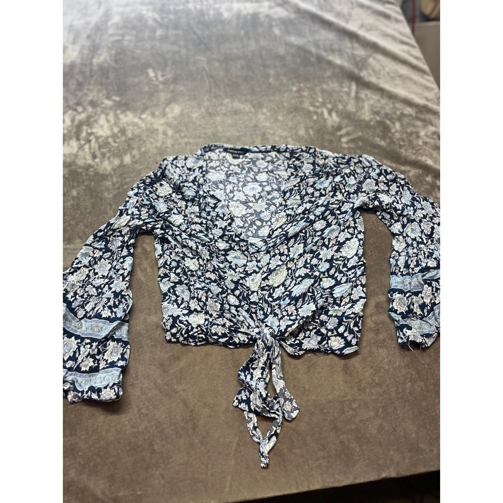American‎ Eagle Floral Print Tie Front Blouse Women's Small Top